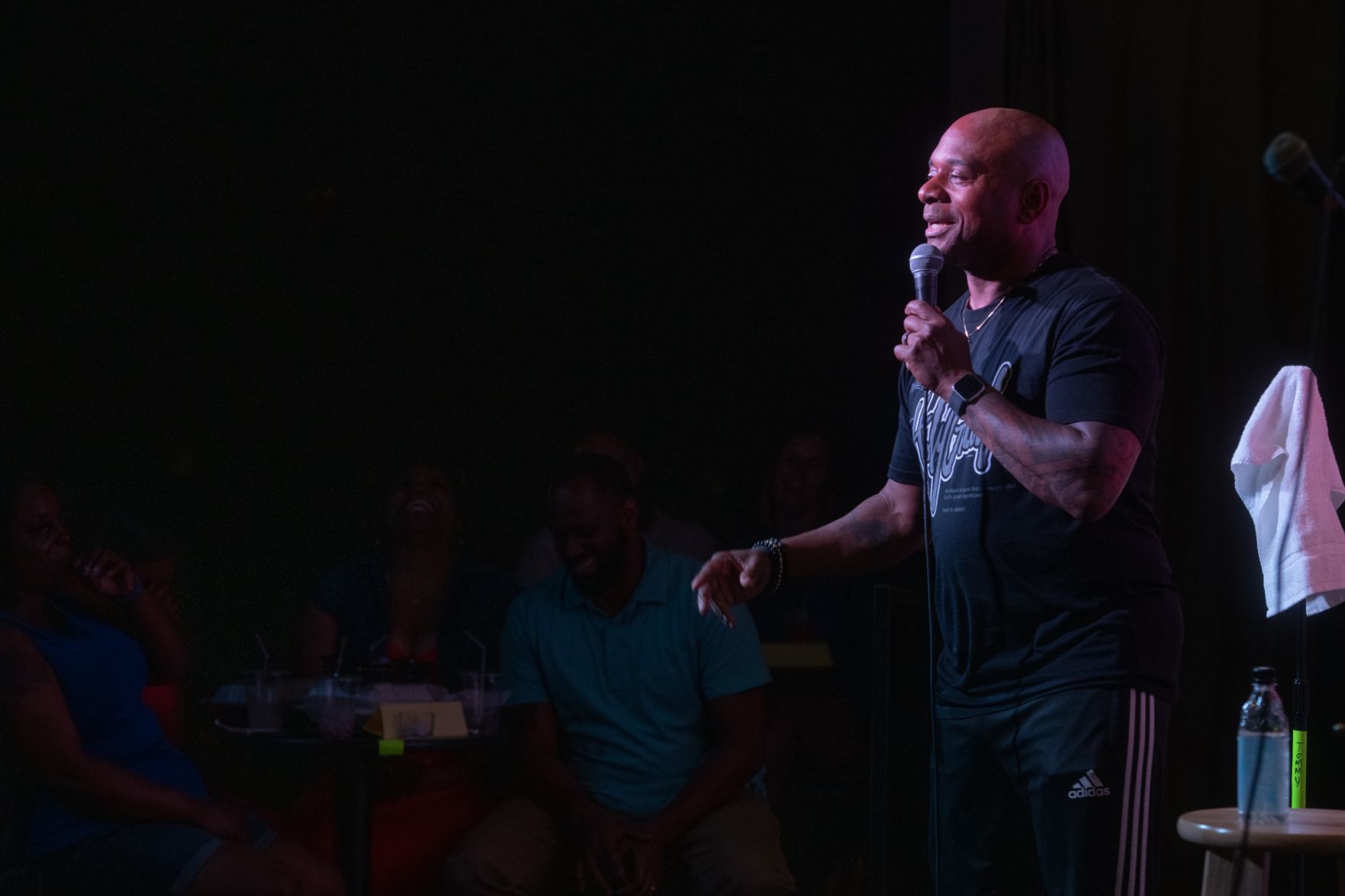 Helium Comedy Club reopens at St. Louis Galleria